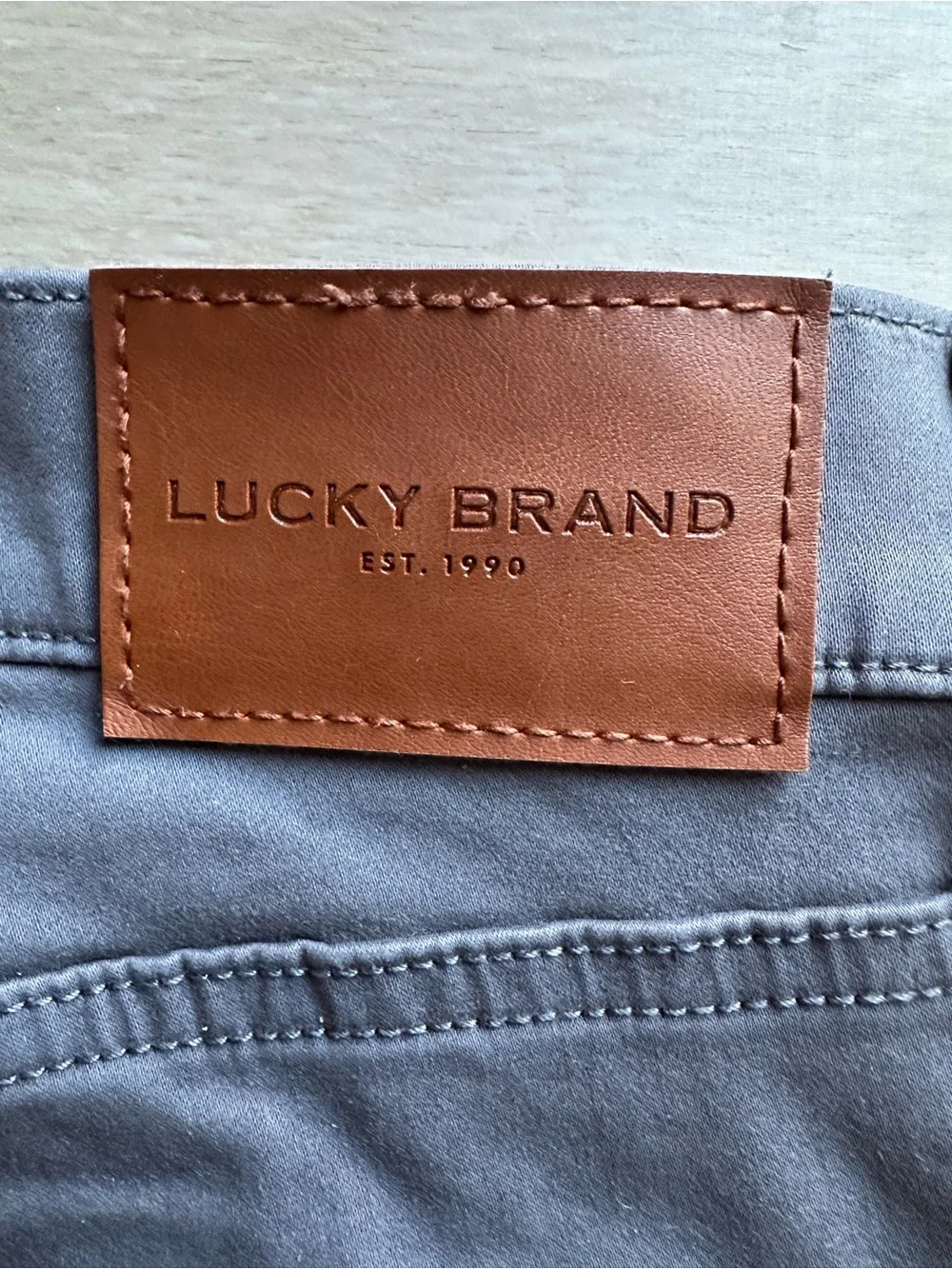 Lucky Brand Men's Charcoal Gray Chino Pants Size 30 x 34